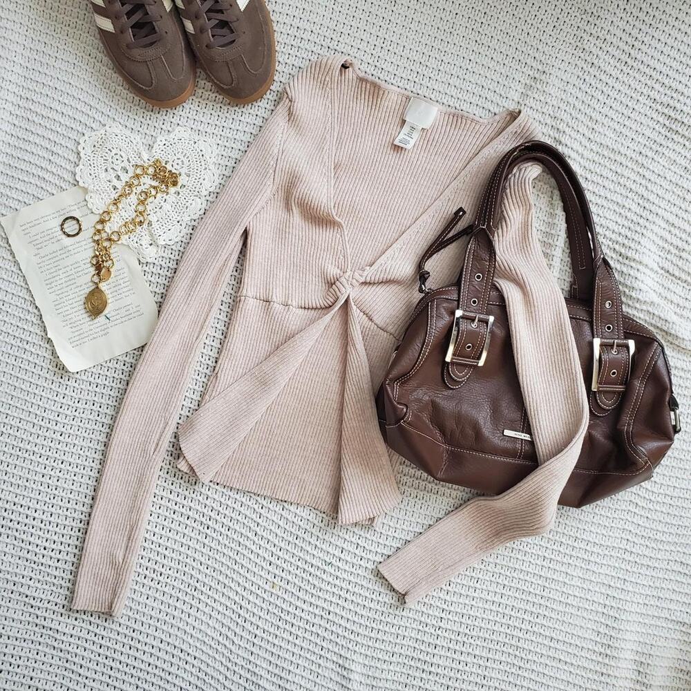 Oatmeal color long sleeve ribbed